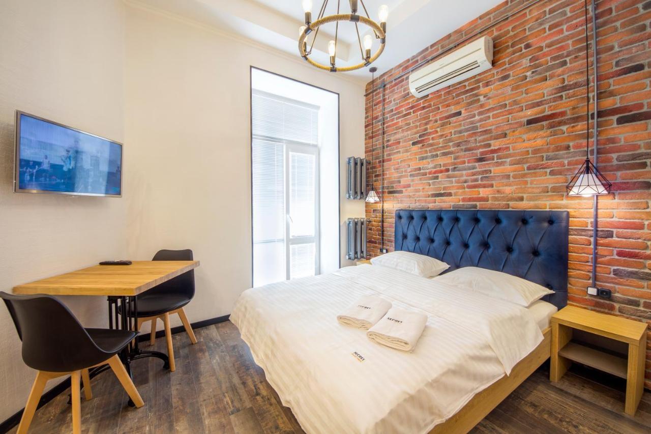 Loft Design Apartments Near Maidan Kiev Extérieur photo