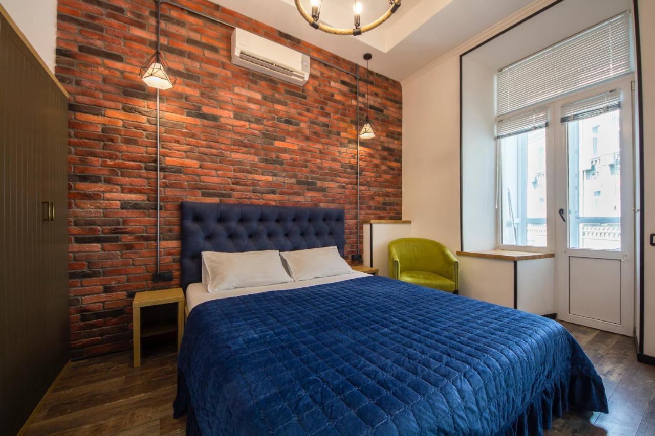 Loft Design Apartments Near Maidan Kiev Extérieur photo